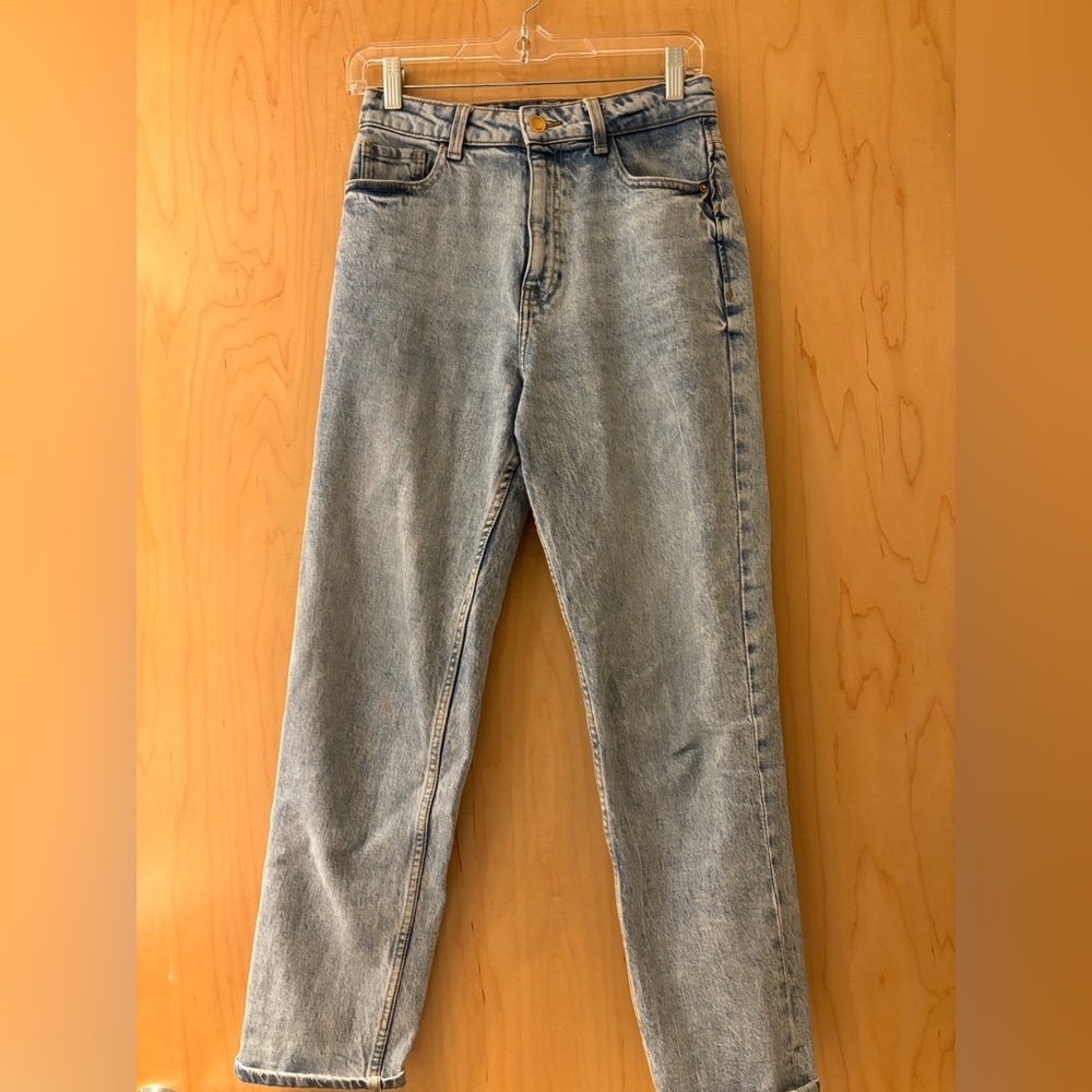 Zara Light Blue High Waisted Mom Jeans
